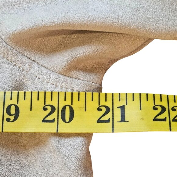 Naked Zebra Women’s Faux Suede Jacket Beige L Quiet Luxury Minimalist Coastal - Picture 8 of 11